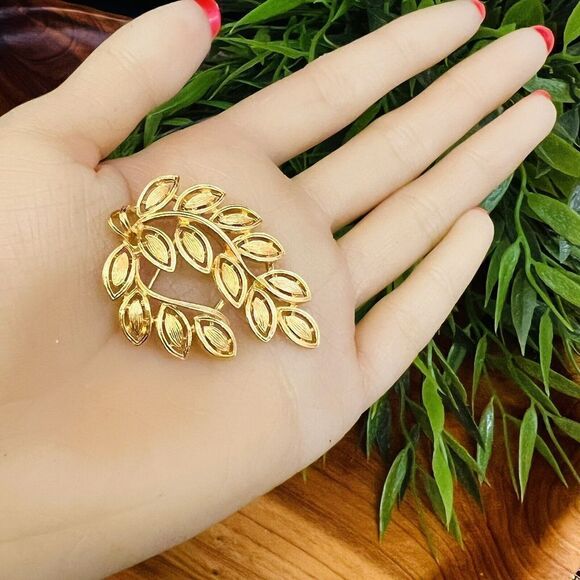 Vintage Napier Brooch Gold Tone Abstract Leaf Leaves Brushed Textured Pin 4137 - Picture 4 of 8